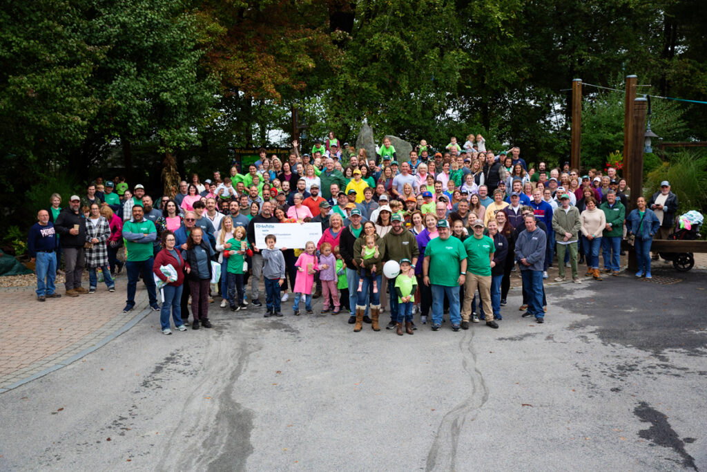 Kimballs-Family-Day-Group-Photo